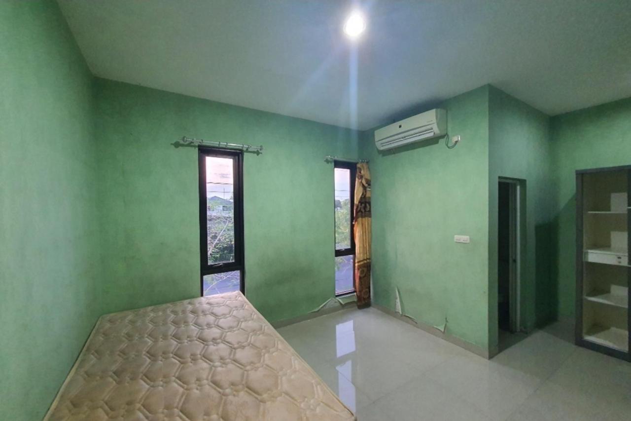 Oyo 93109 Garden Homestay 1 Tpr سورابايا المظهر الخارجي الصورة