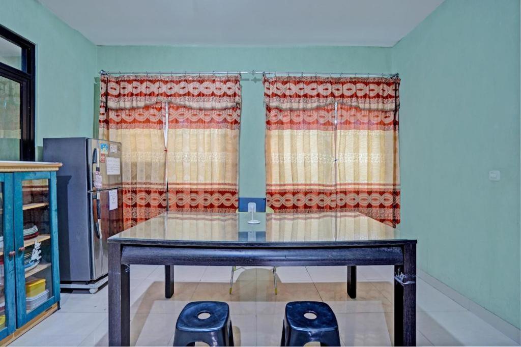 Oyo 93109 Garden Homestay 1 Tpr سورابايا المظهر الخارجي الصورة