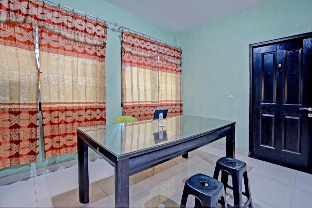 Oyo 93109 Garden Homestay 1 Tpr سورابايا المظهر الخارجي الصورة